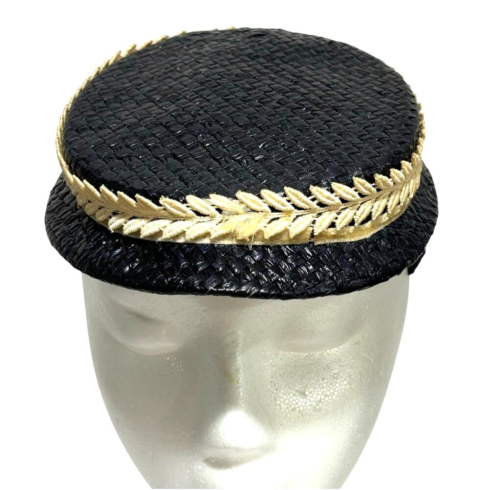 Vintage black straw hat white ribbon lace trim hatband 1920's fitted flat style
